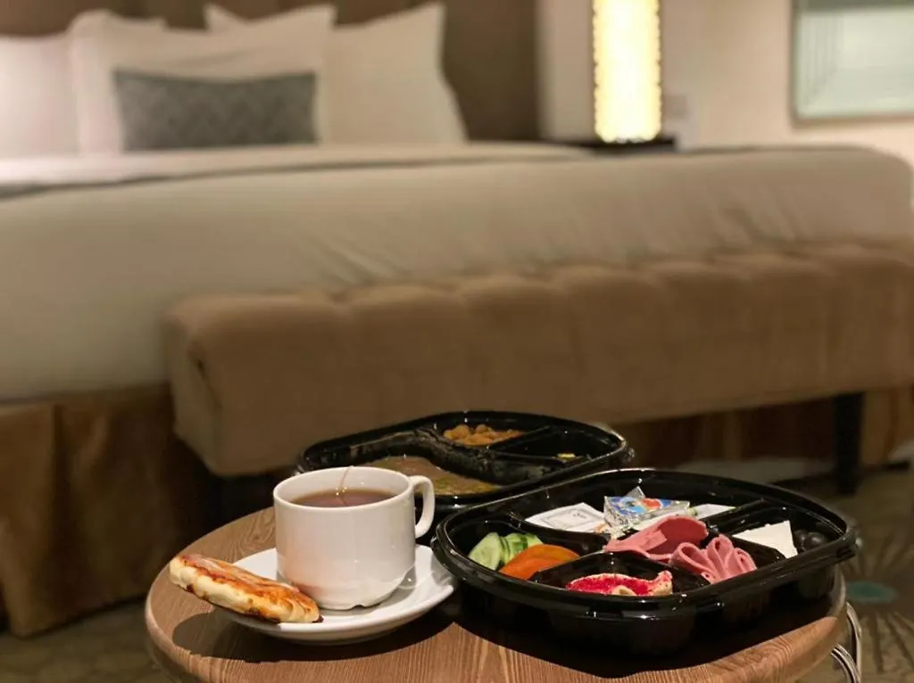 Holiday Plus - Al Nuzha Jeddah Hotel