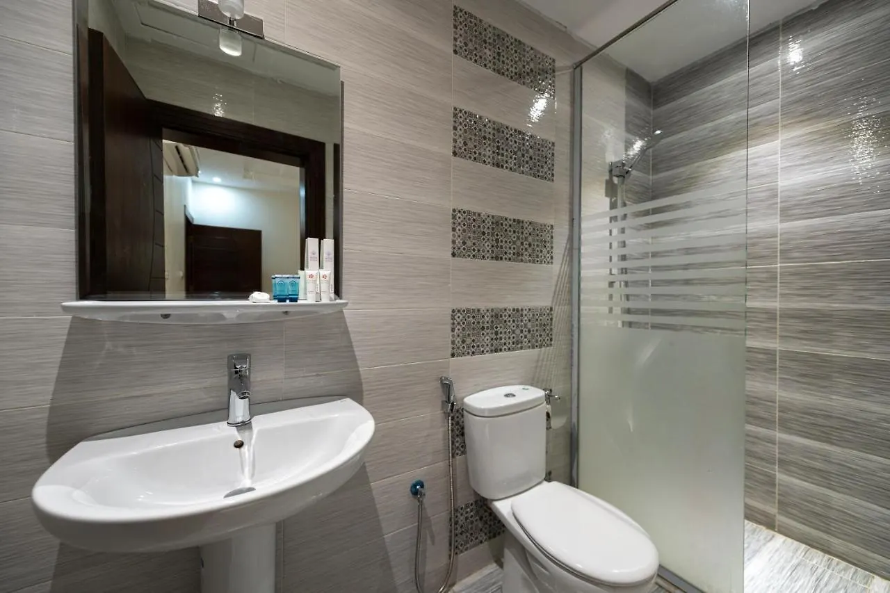 Holiday Plus - Al Nuzha Jeddah Hotel