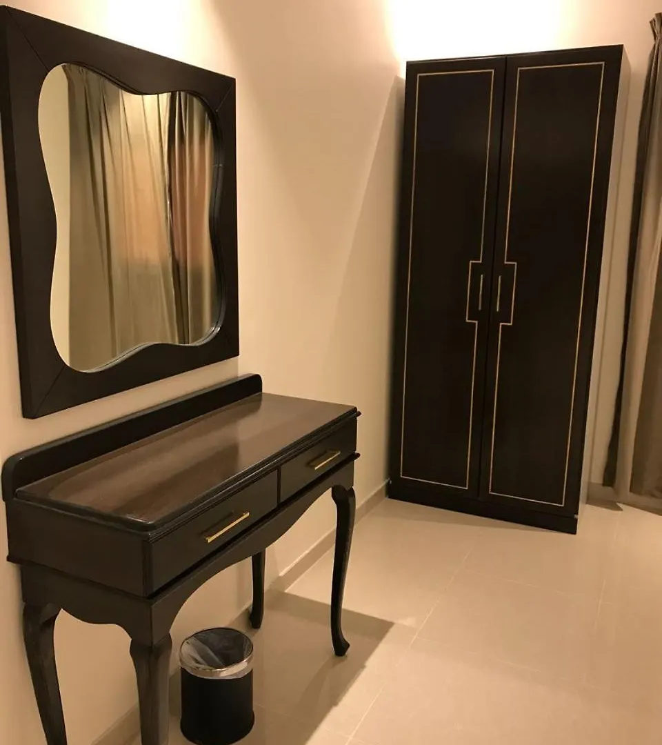 Holiday Plus - Al Nuzha Jeddah 3*,